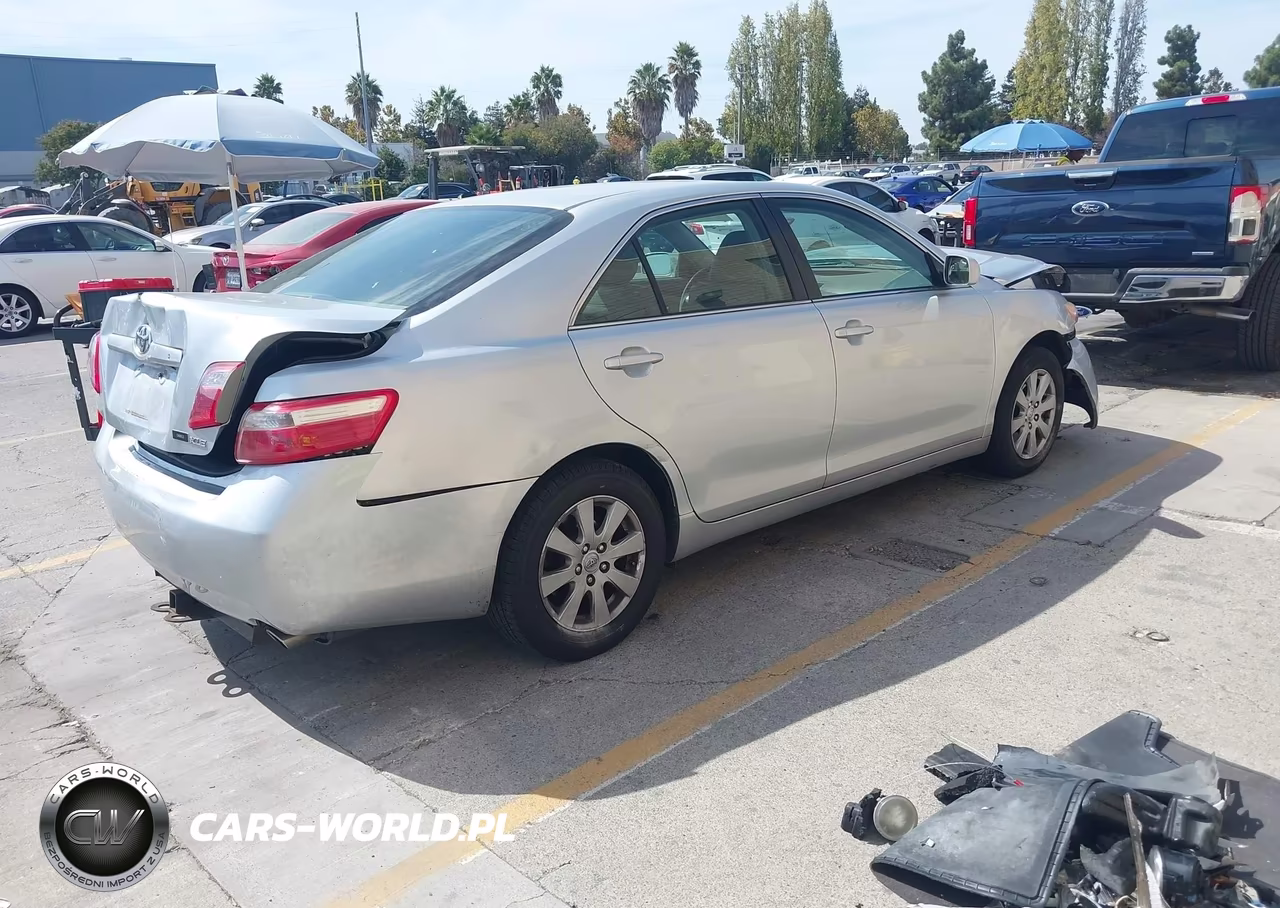 2007 Toyota Camry Xle VIN:JTNBE46K573021148 - 4