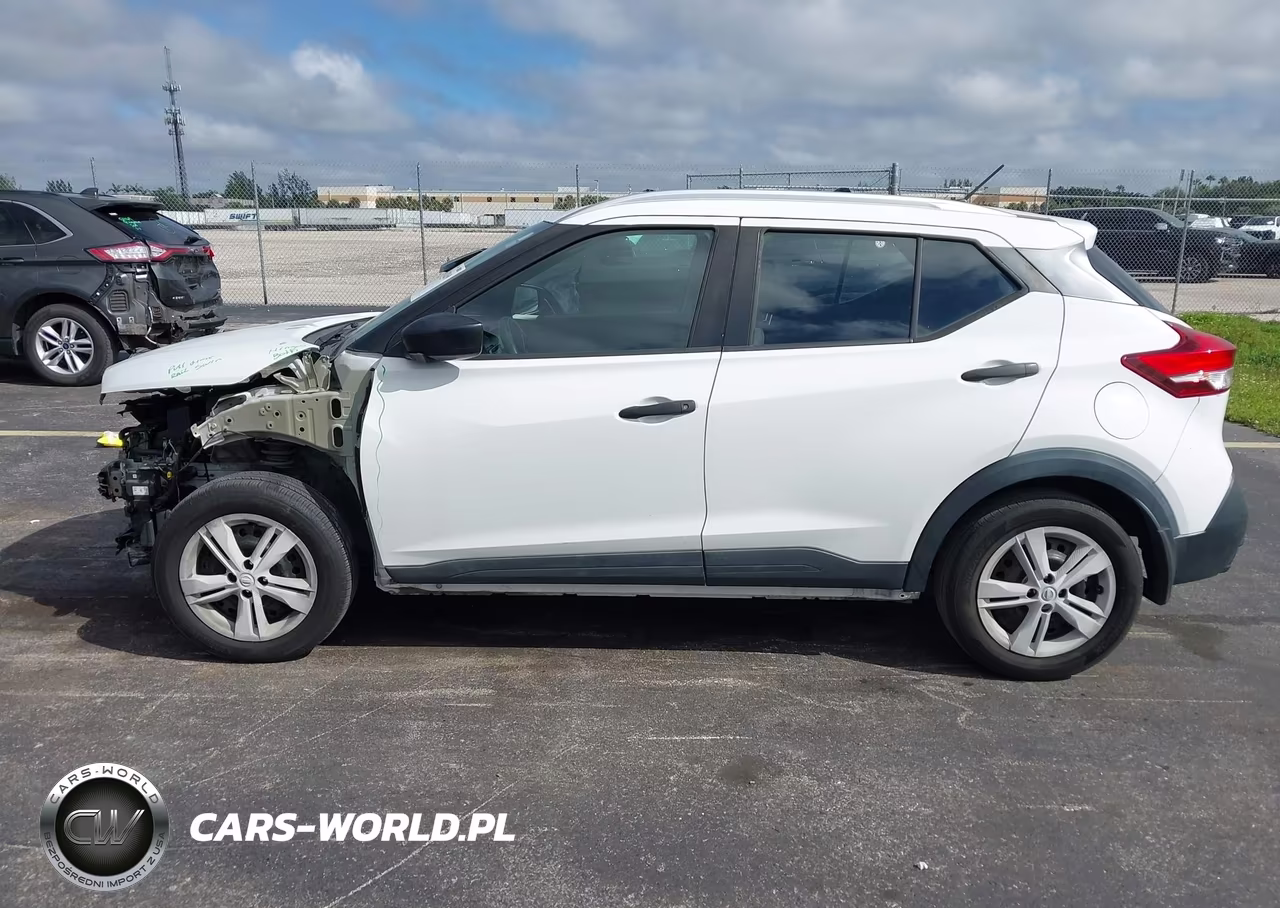 2019 Nissan Kicks S VIN:3N1CP5CU9KL510960 - 15