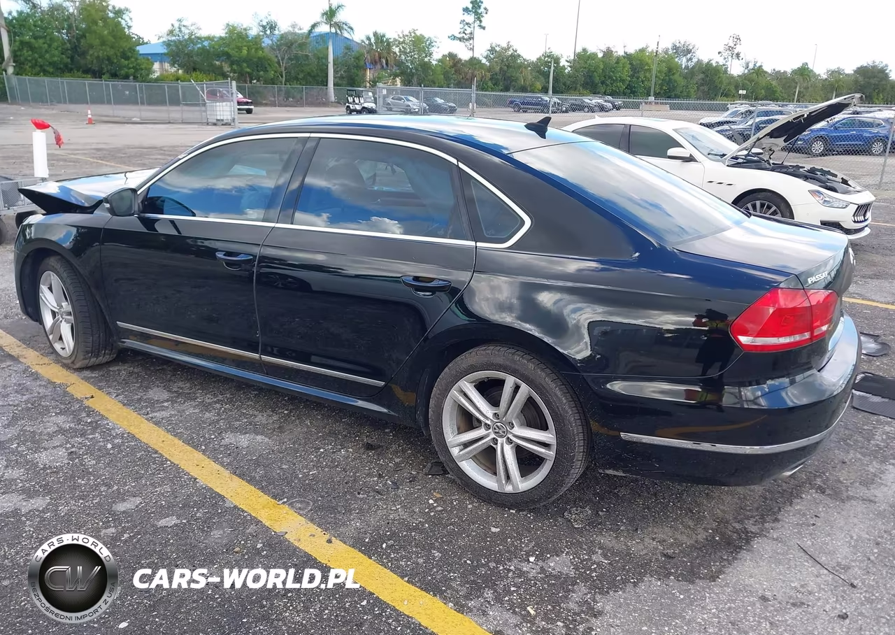 2015 Volkswagen Passat 2.0L Tdi Sel Premium VIN:1VWCV7A35FC041664 - 3