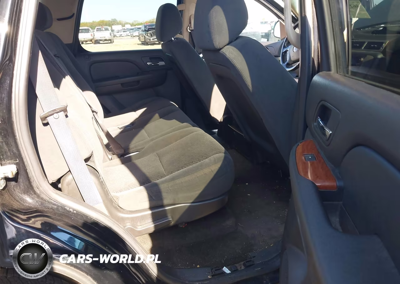 2008 GMC Yukon Sle VIN:1GKFC13C28R180834 - 8