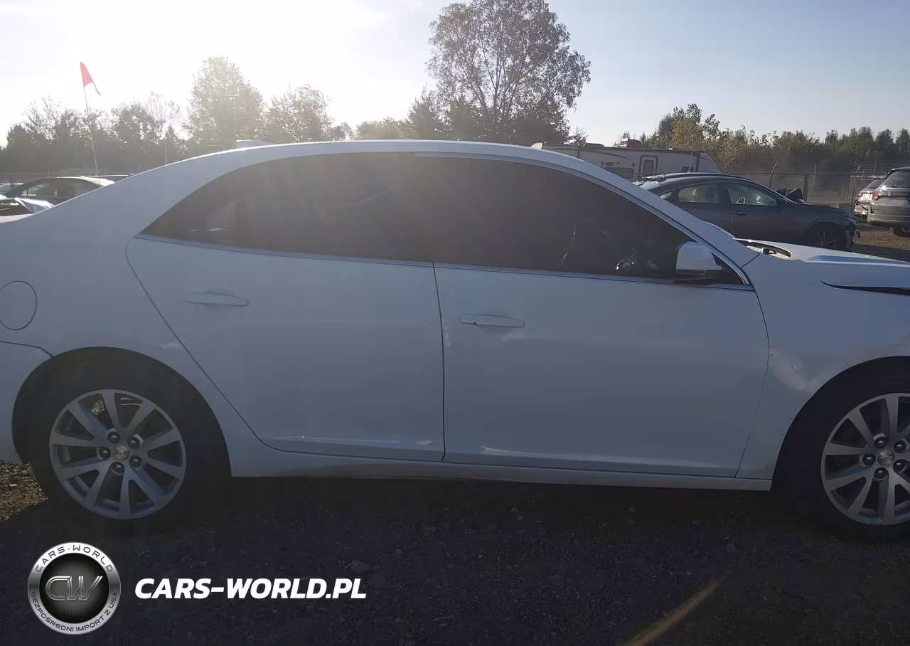 2015 Chevrolet Malibu 2Lt VIN:1G11D5SL0FF128069 - 13