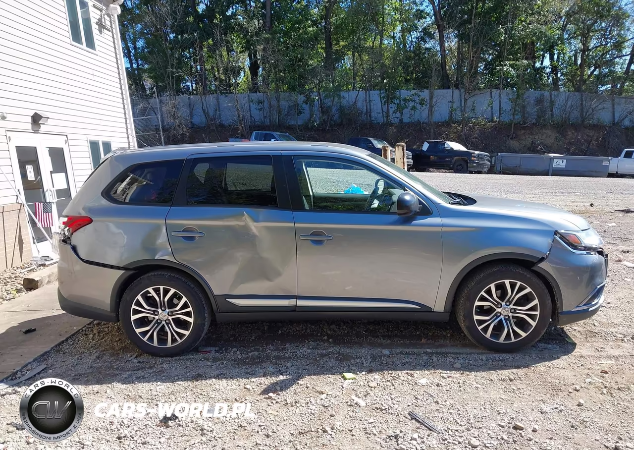 2016 Mitsubishi Outlander Es VIN:JA4AD2A35GZ030639 - 13