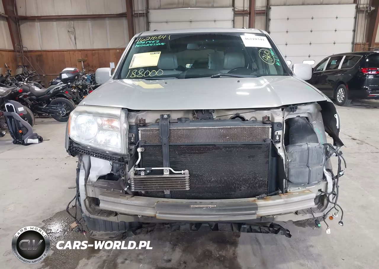 2012 Honda Pilot Touring VIN:5FNYF4H91CB024065 - 6