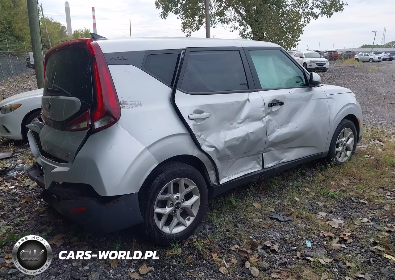 2021 Kia Soul S VIN:KNDJ23AU7M7775393 - 4