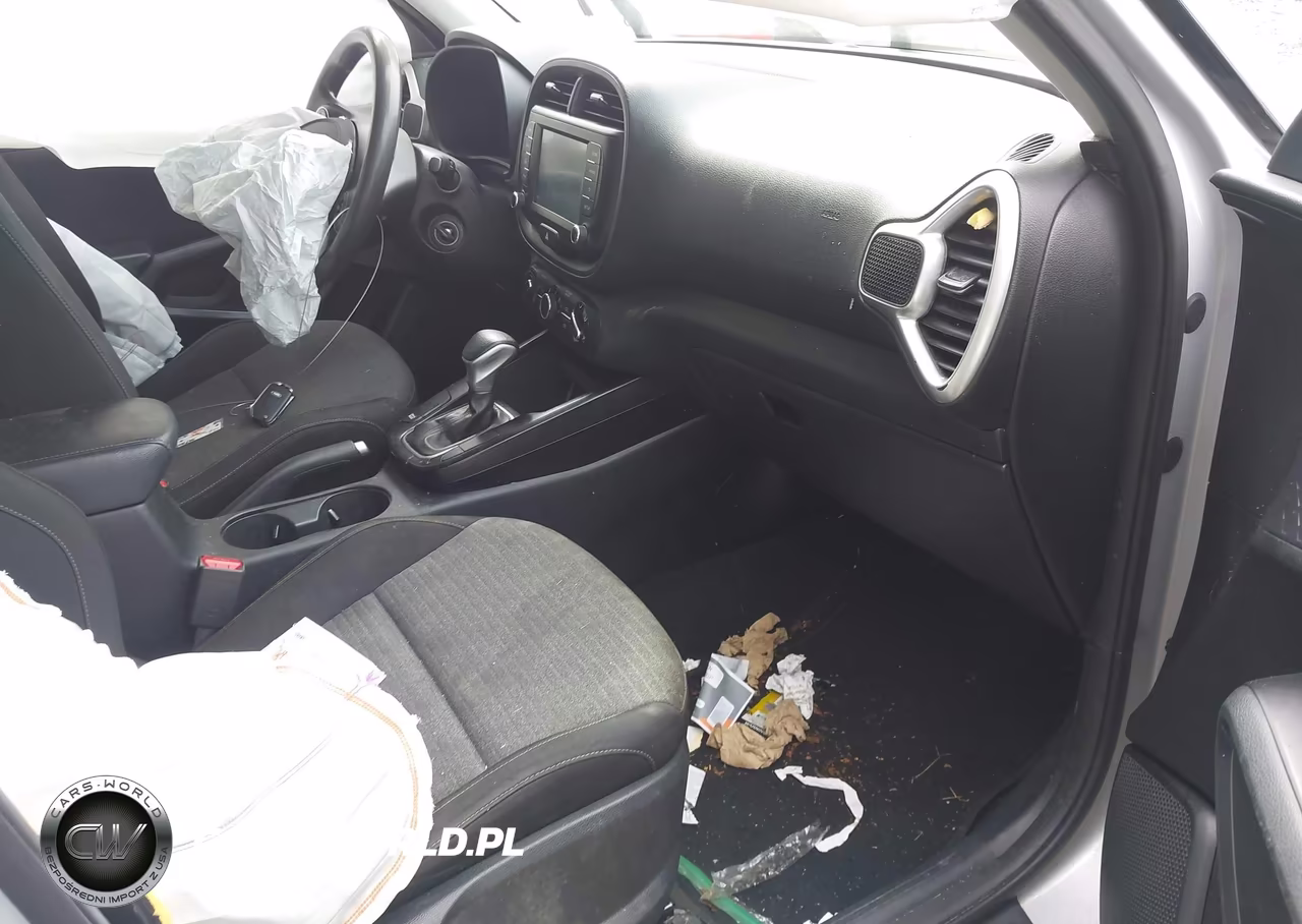 2021 Kia Soul S VIN:KNDJ23AU7M7775393 - 5