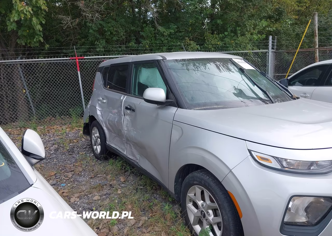 2021 Kia Soul S VIN:KNDJ23AU7M7775393 - 6