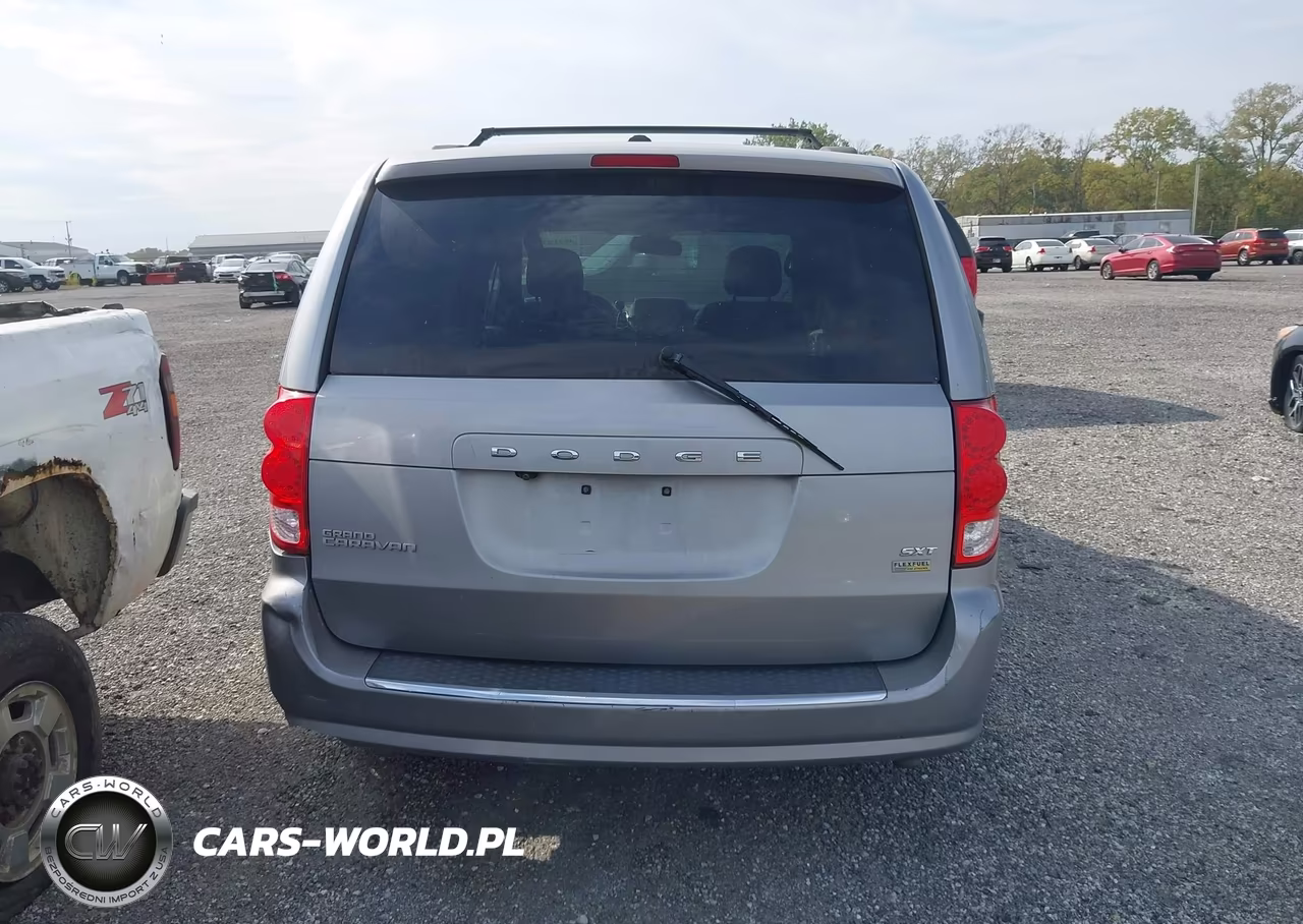 2019 Dodge Grand Caravan Sxt VIN:2C4RDGCG8KR726064 - 16