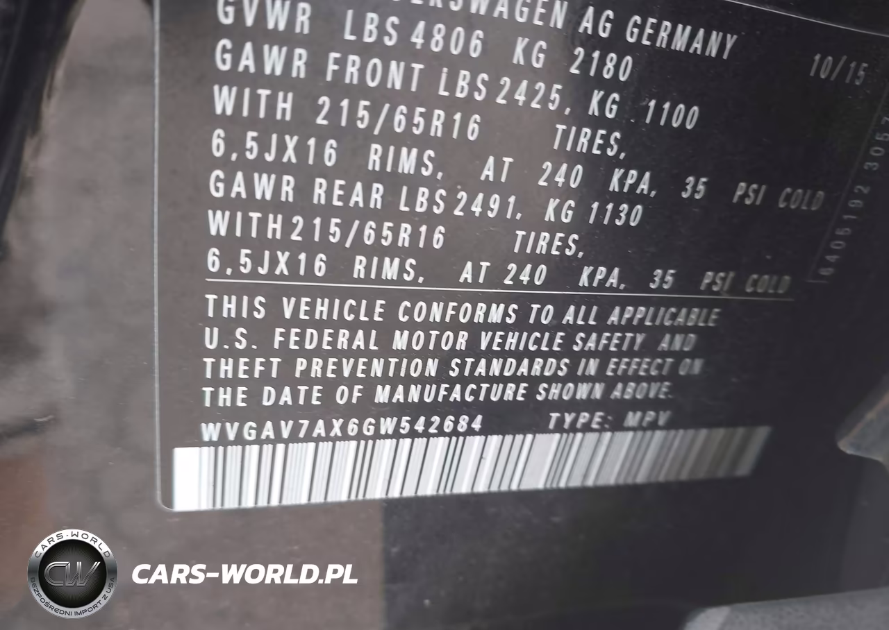 2016 Volkswagen Tiguan S VIN:WVGAV7AX6GW542684 - 9