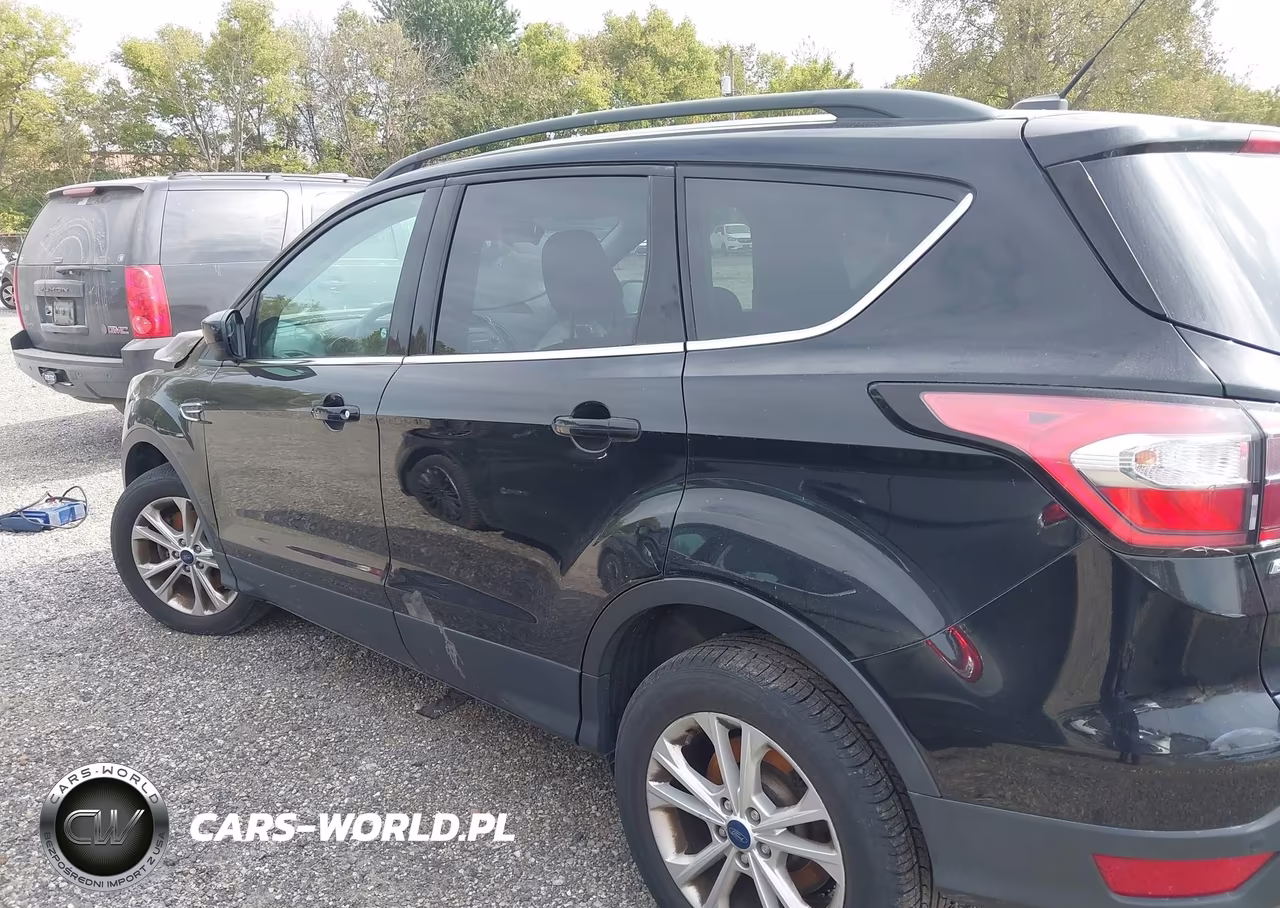 2018 Ford Escape Se VIN:1FMCU9GD4JUC42665 - 14