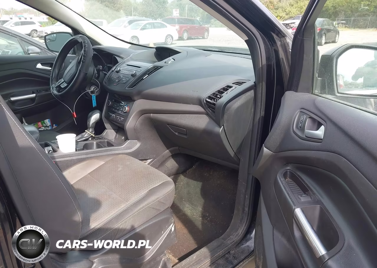 2018 Ford Escape Se VIN:1FMCU9GD4JUC42665 - 5