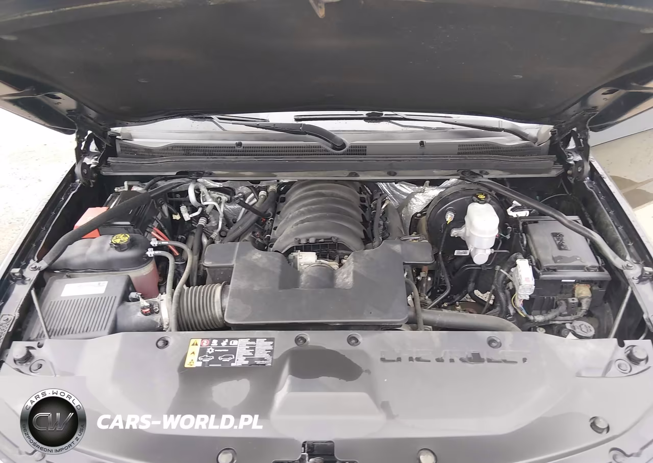 2018 Chevrolet Tahoe Ls VIN:1GNSKAEC5JR333455 - 10