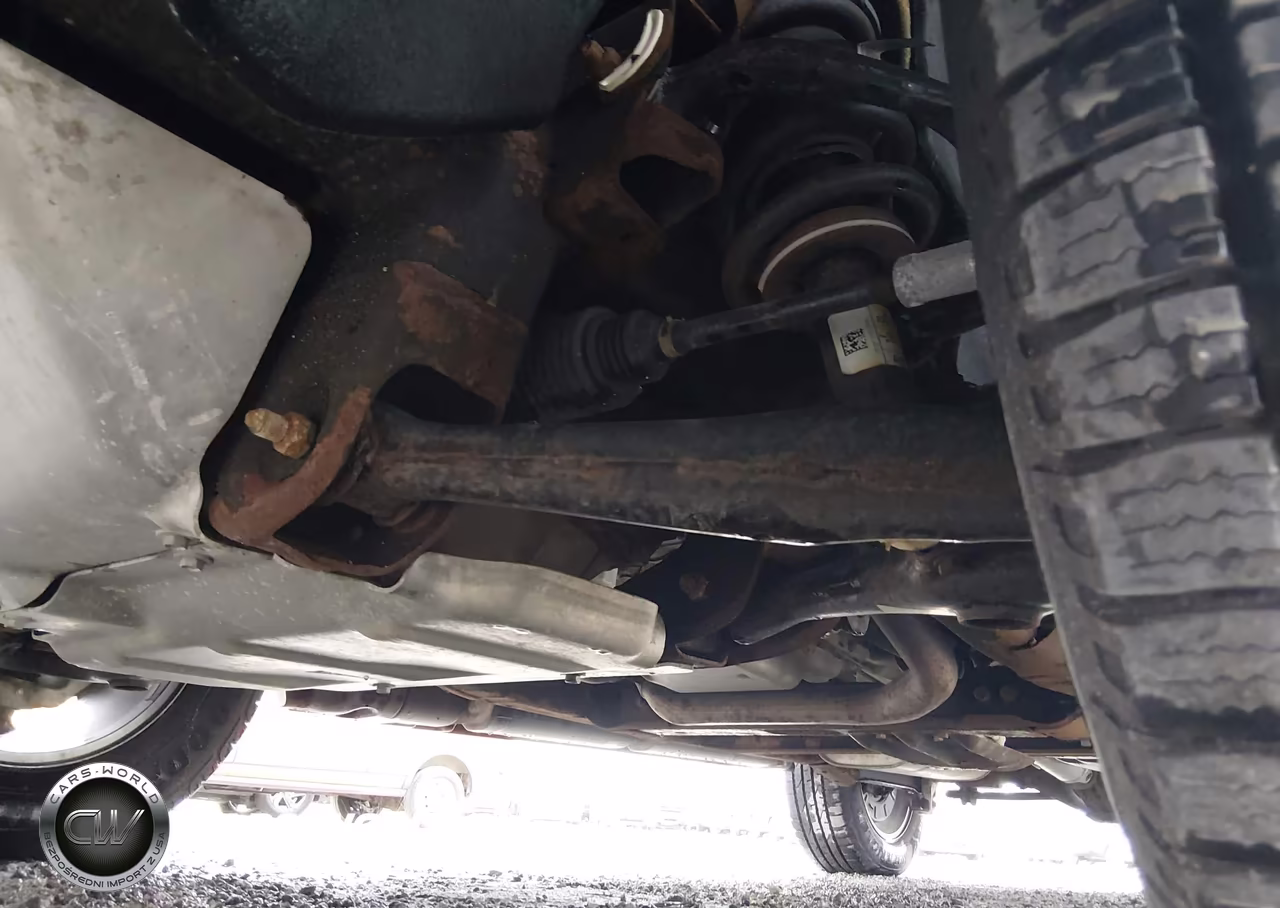 2018 Chevrolet Tahoe Ls VIN:1GNSKAEC5JR333455 - 16
