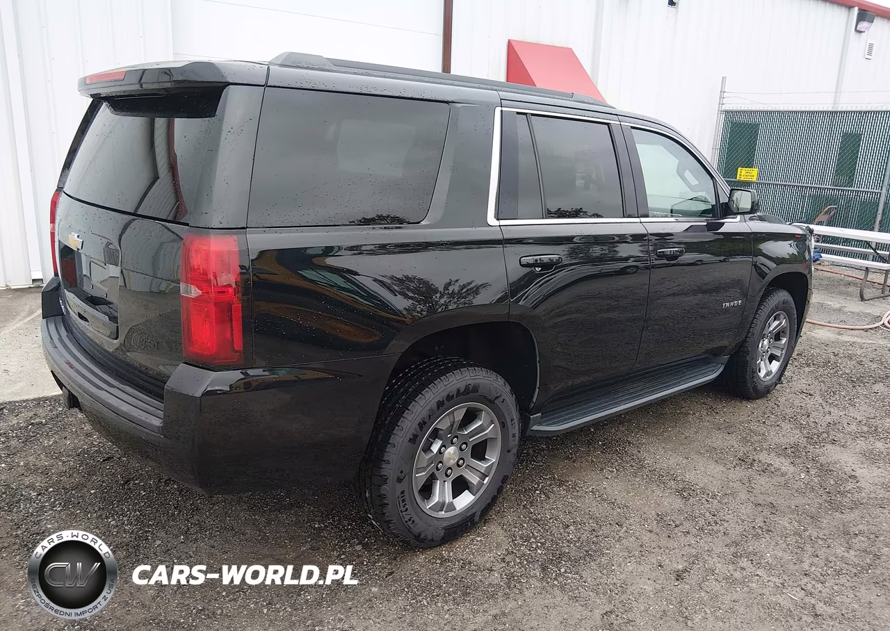 2018 Chevrolet Tahoe Ls VIN:1GNSKAEC5JR333455 - 4