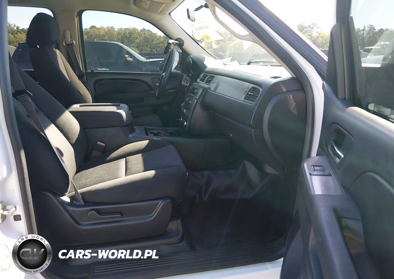 2014 Chevrolet Tahoe Commercial Fleet VIN:1GNLC2E01ER211050 - 5