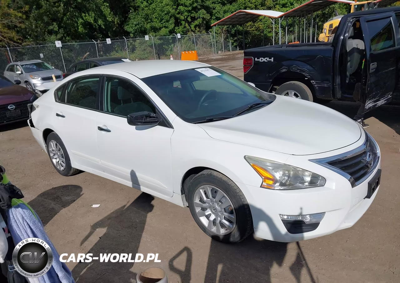 2015 Nissan Altima 2.5 S – zdjęcie 1 z 12