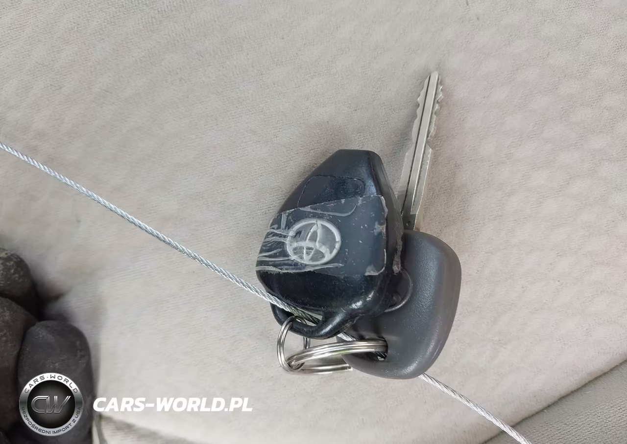 2010 Toyota Camry Le VIN:4T1BF3EK4AU027081 - 11