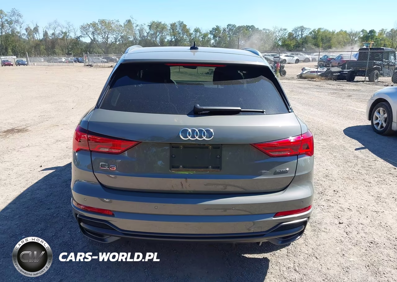 2021 Audi Q3 S Line Premium VIN:WA1DECF33M1015429 - 17