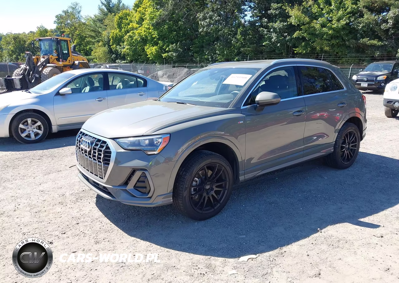 2021 Audi Q3 S Line Premium VIN:WA1DECF33M1015429 - 2