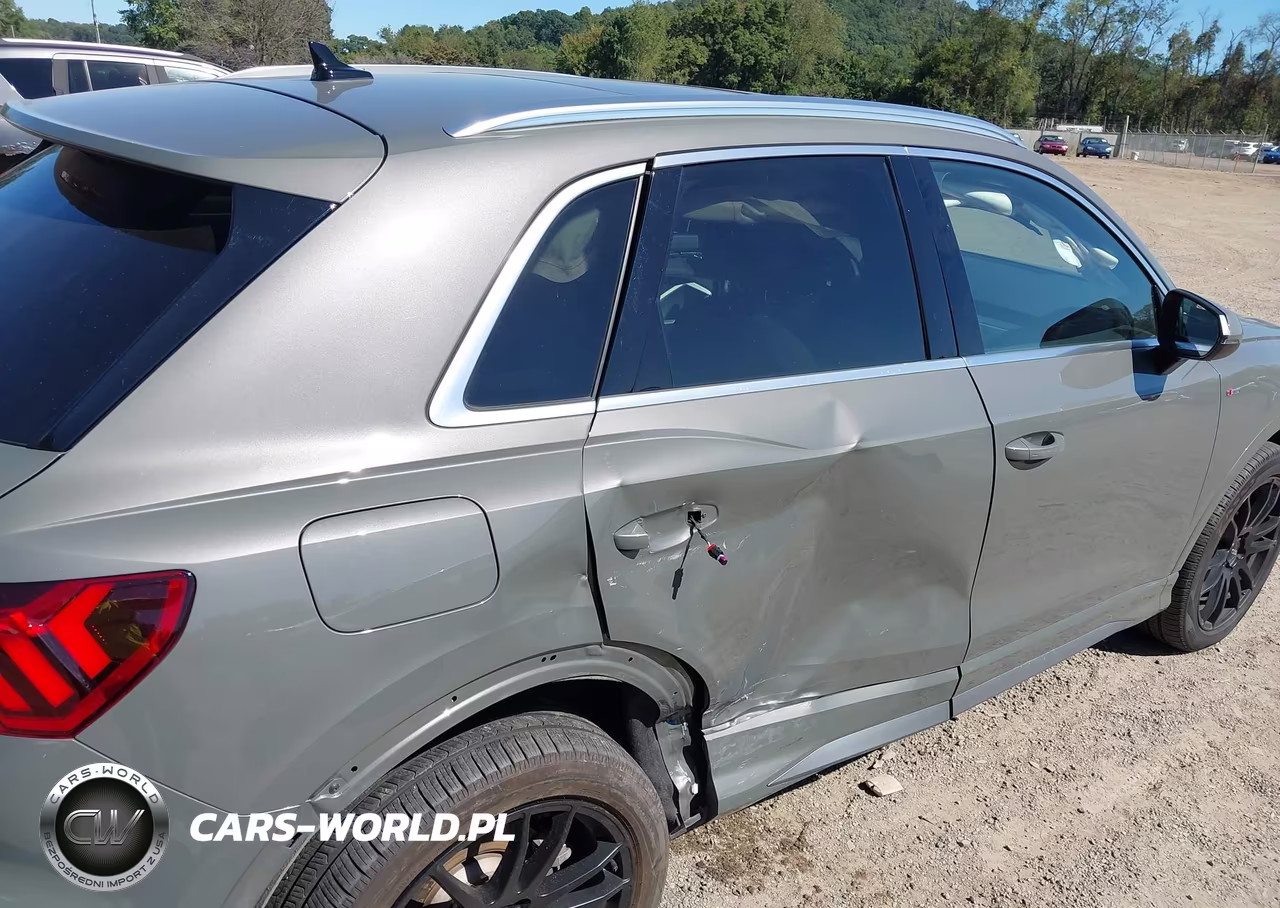 2021 Audi Q3 S Line Premium VIN:WA1DECF33M1015429 - 6