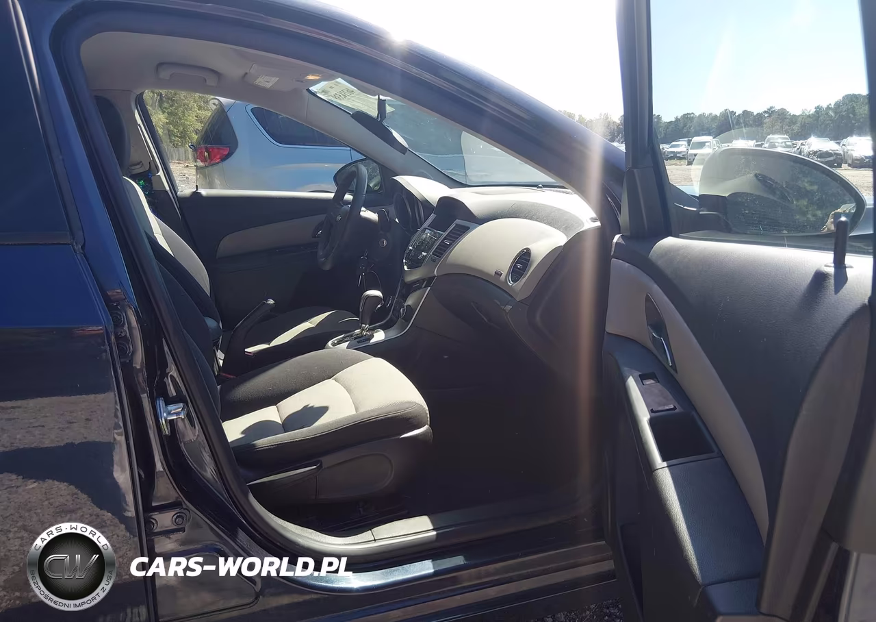 2015 Chevrolet Cruze Ls Auto VIN:1G1PA5SH1F7191951 - 5