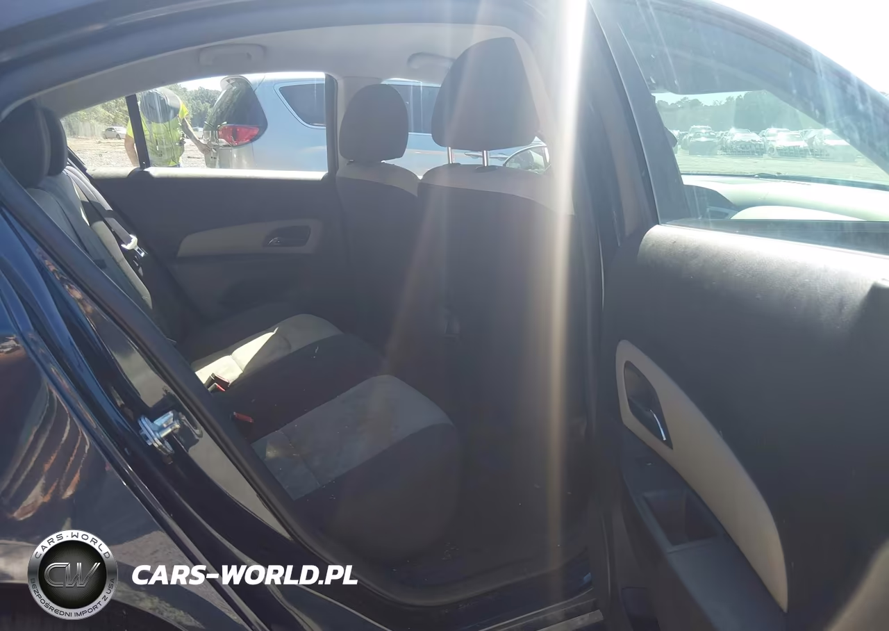 2015 Chevrolet Cruze Ls Auto VIN:1G1PA5SH1F7191951 - 8