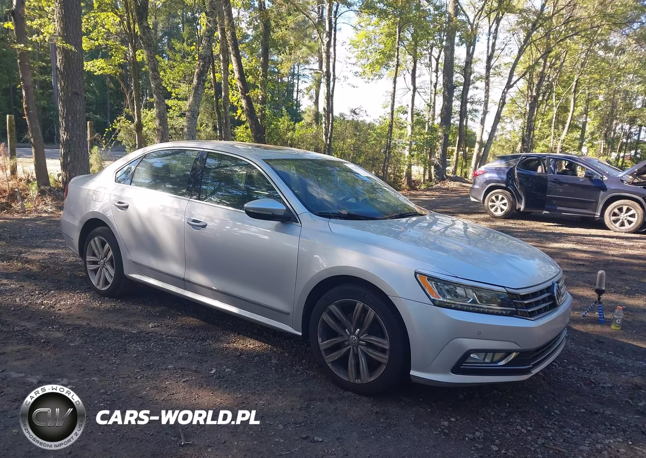 2017 Volkswagen Passat 1.8T Se VIN:1VWGT7A30HC077871 - 1