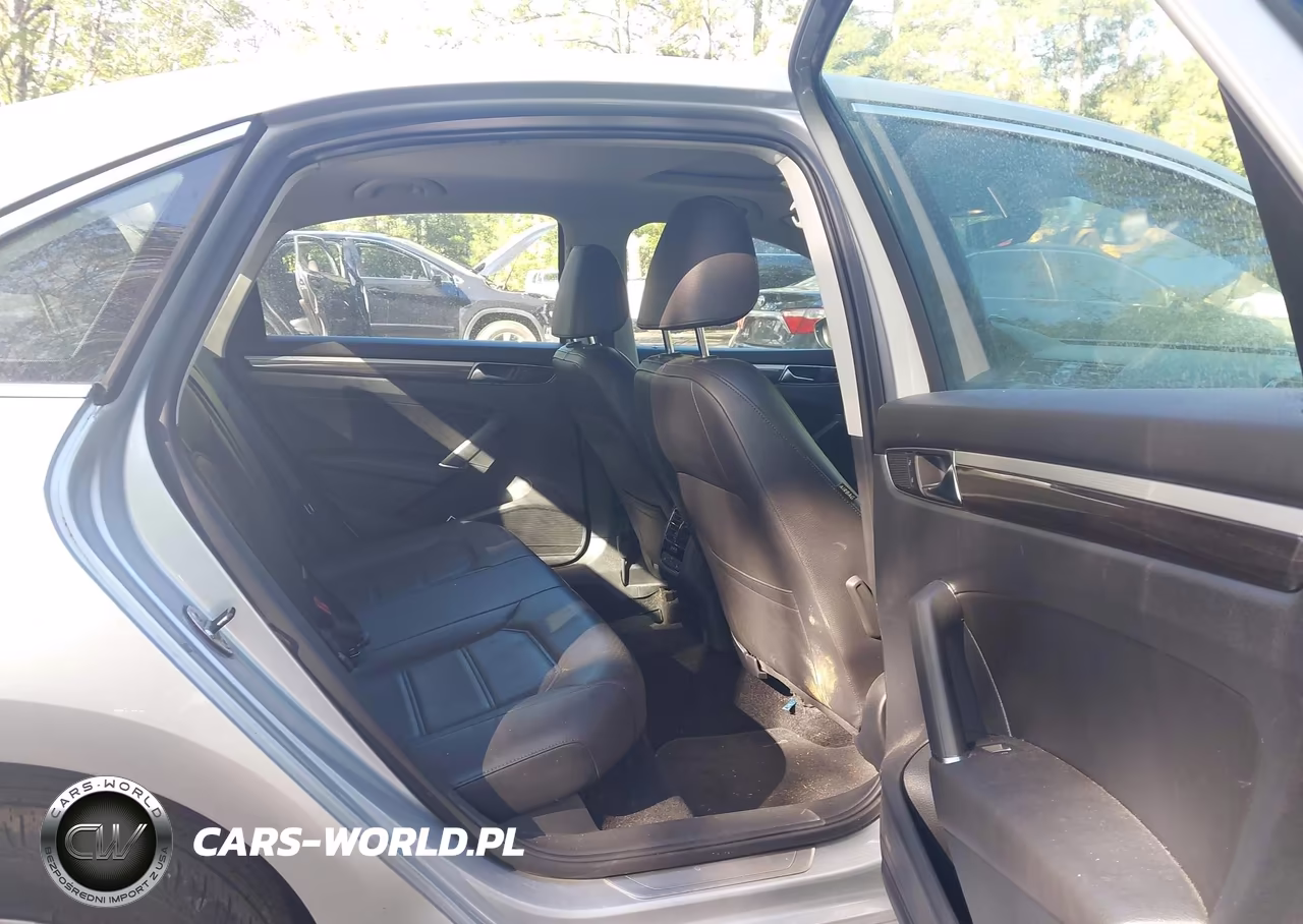 2017 Volkswagen Passat 1.8T Se VIN:1VWGT7A30HC077871 - 8