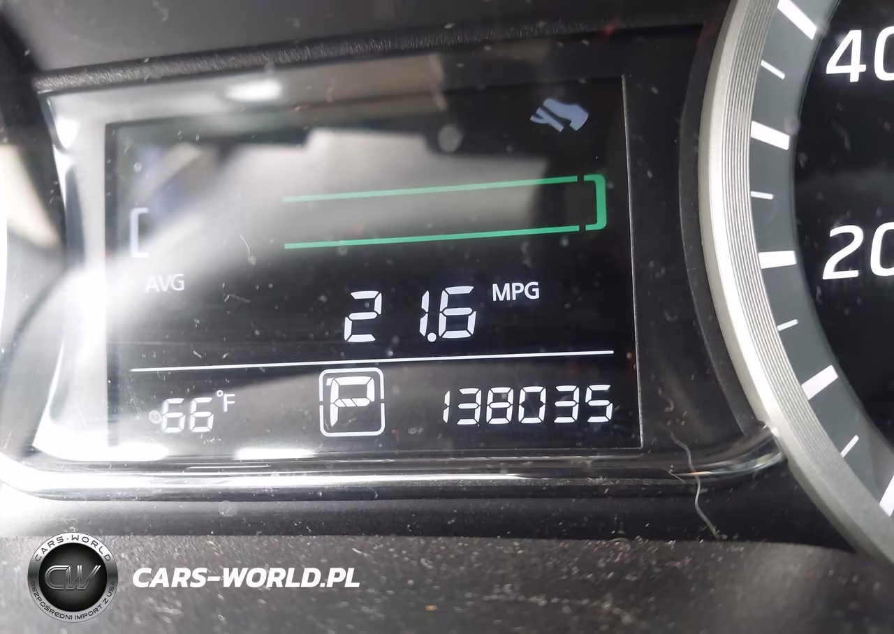 2015 Nissan Sentra Sr VIN:3N1AB7AP5FY365679 - 16