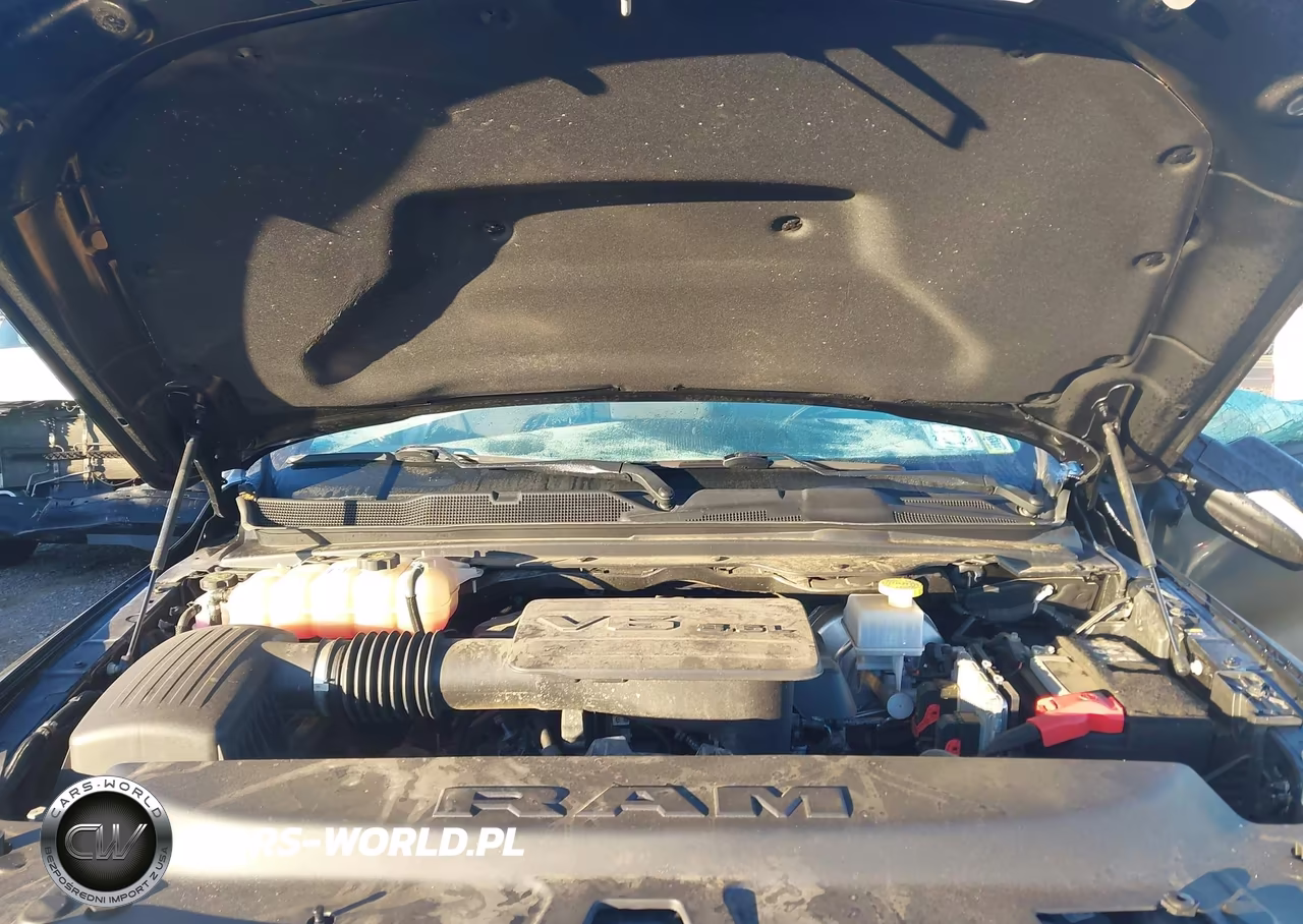 2022 Ram 1500 VIN:1C6RRFBG8NN221647 - 10