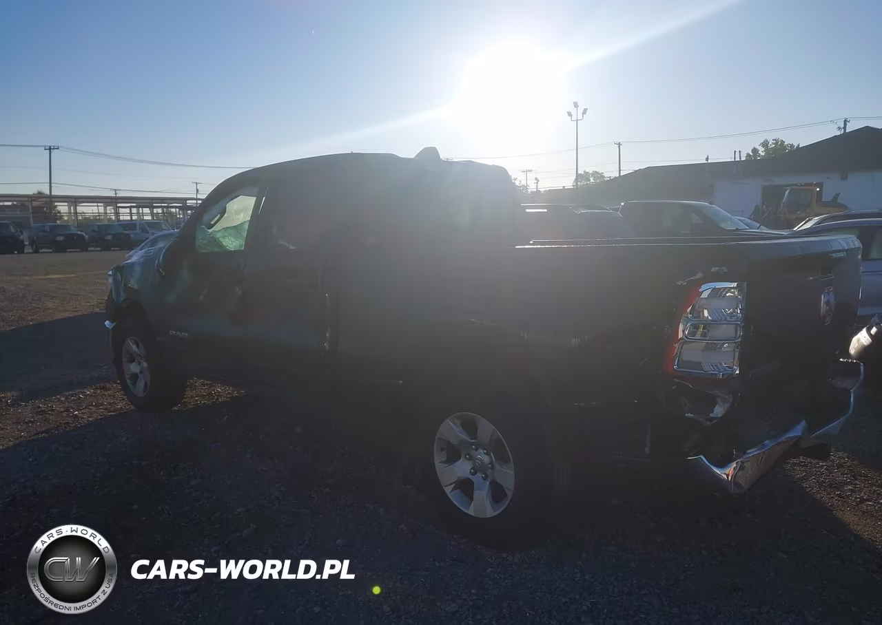2022 Ram 1500 VIN:1C6RRFBG8NN221647 - 3