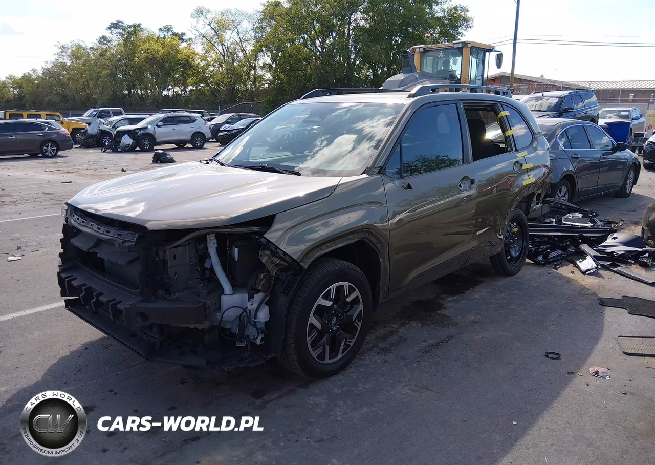 2025 Subaru Forester Premium VIN:JF2SLDBC3SH498585 - 2