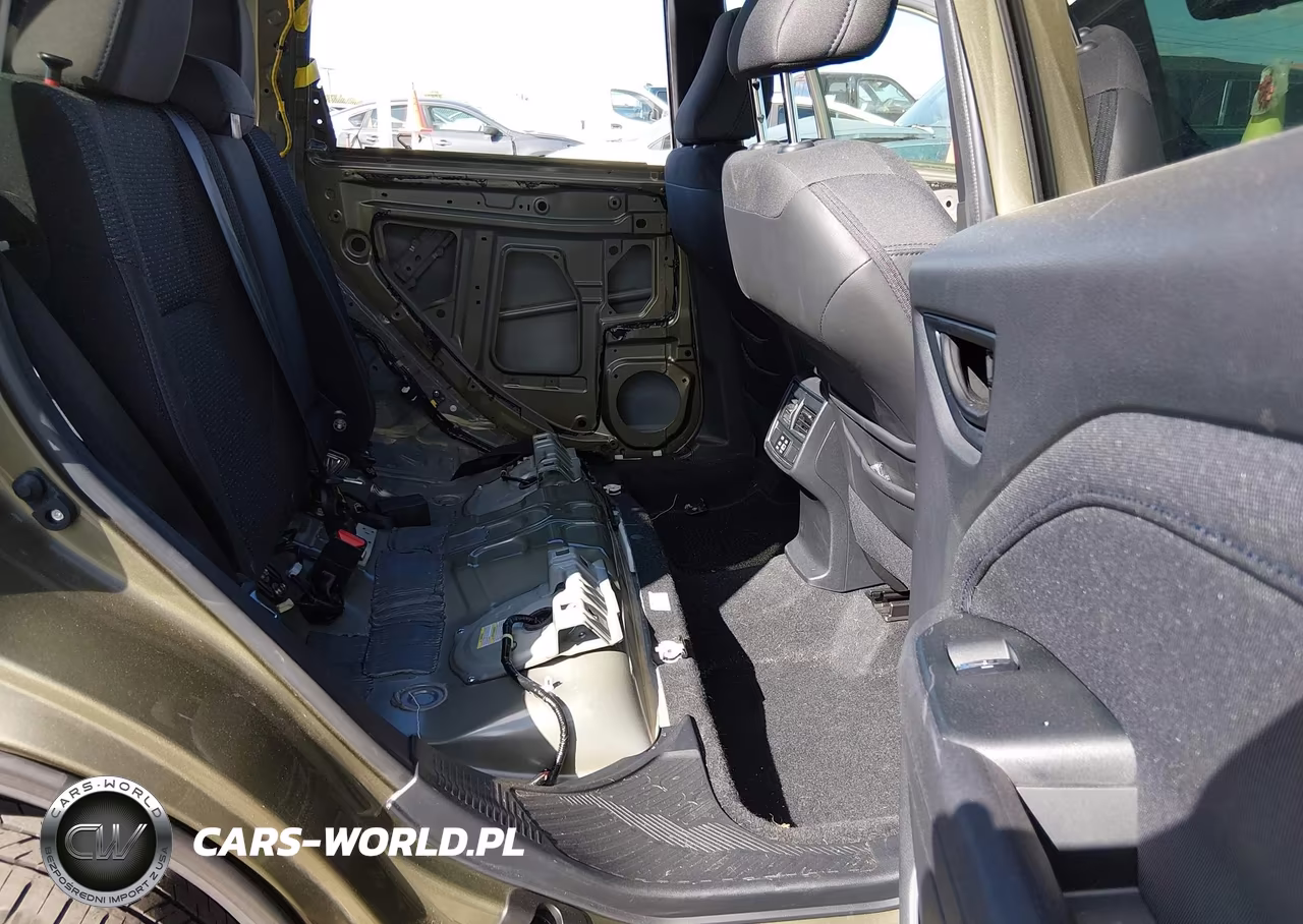 2025 Subaru Forester Premium VIN:JF2SLDBC3SH498585 - 8