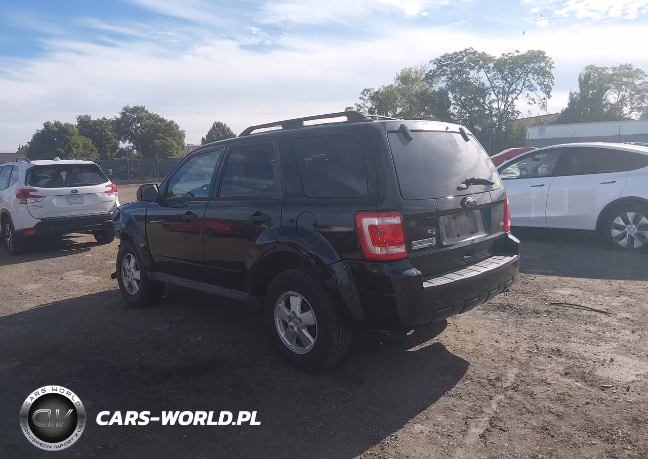 2012 Ford Escape Xlt VIN:1FMCU9DGXCKB16839 - 3
