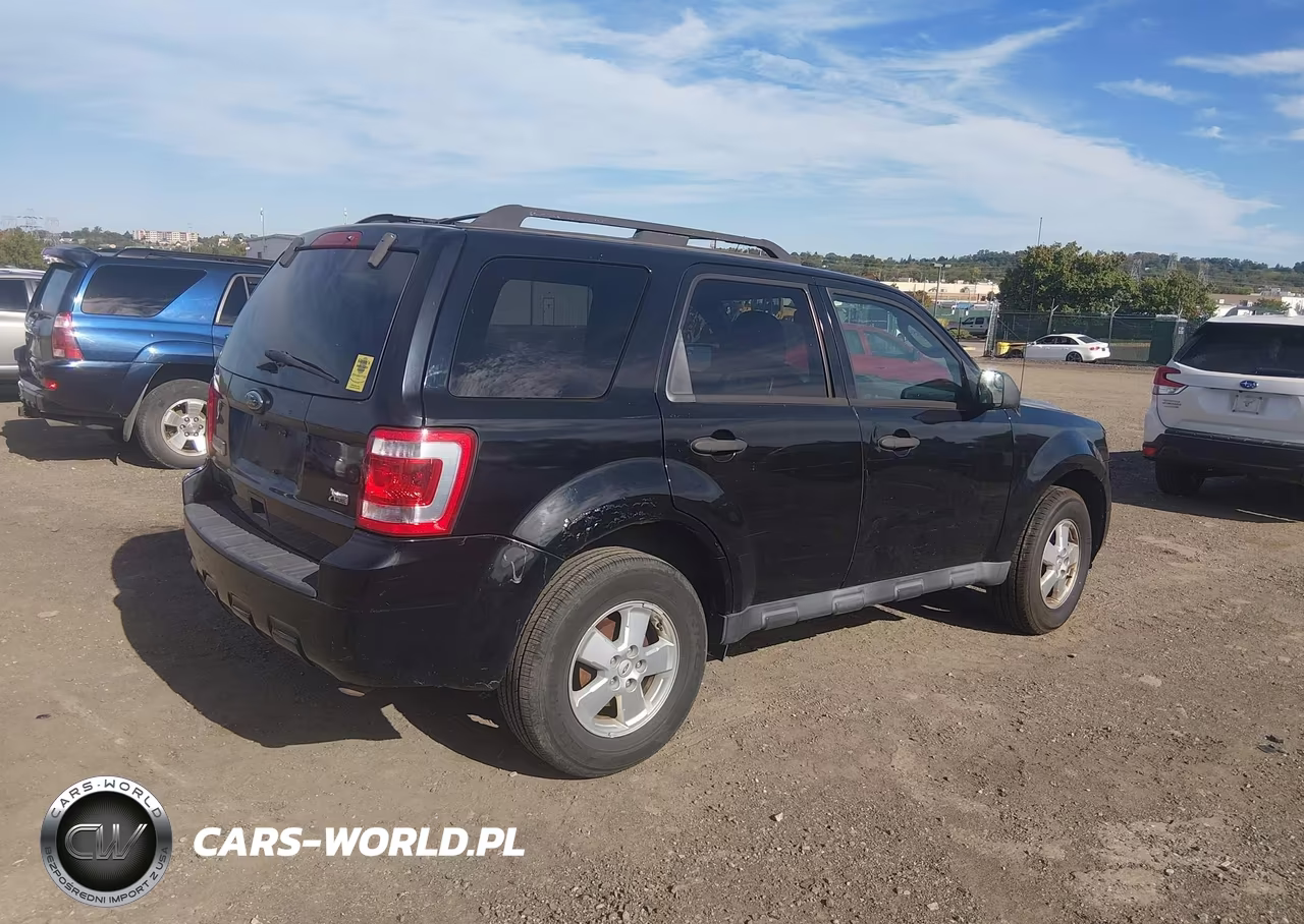2012 Ford Escape Xlt VIN:1FMCU9DGXCKB16839 - 4