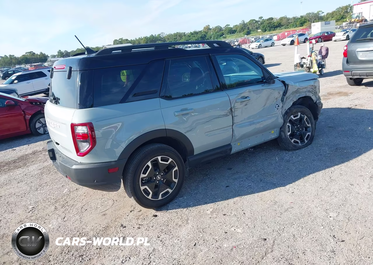 2024 Ford Bronco Sport Outer Banks VIN:3FMCR9C6XRRE02074 - 4