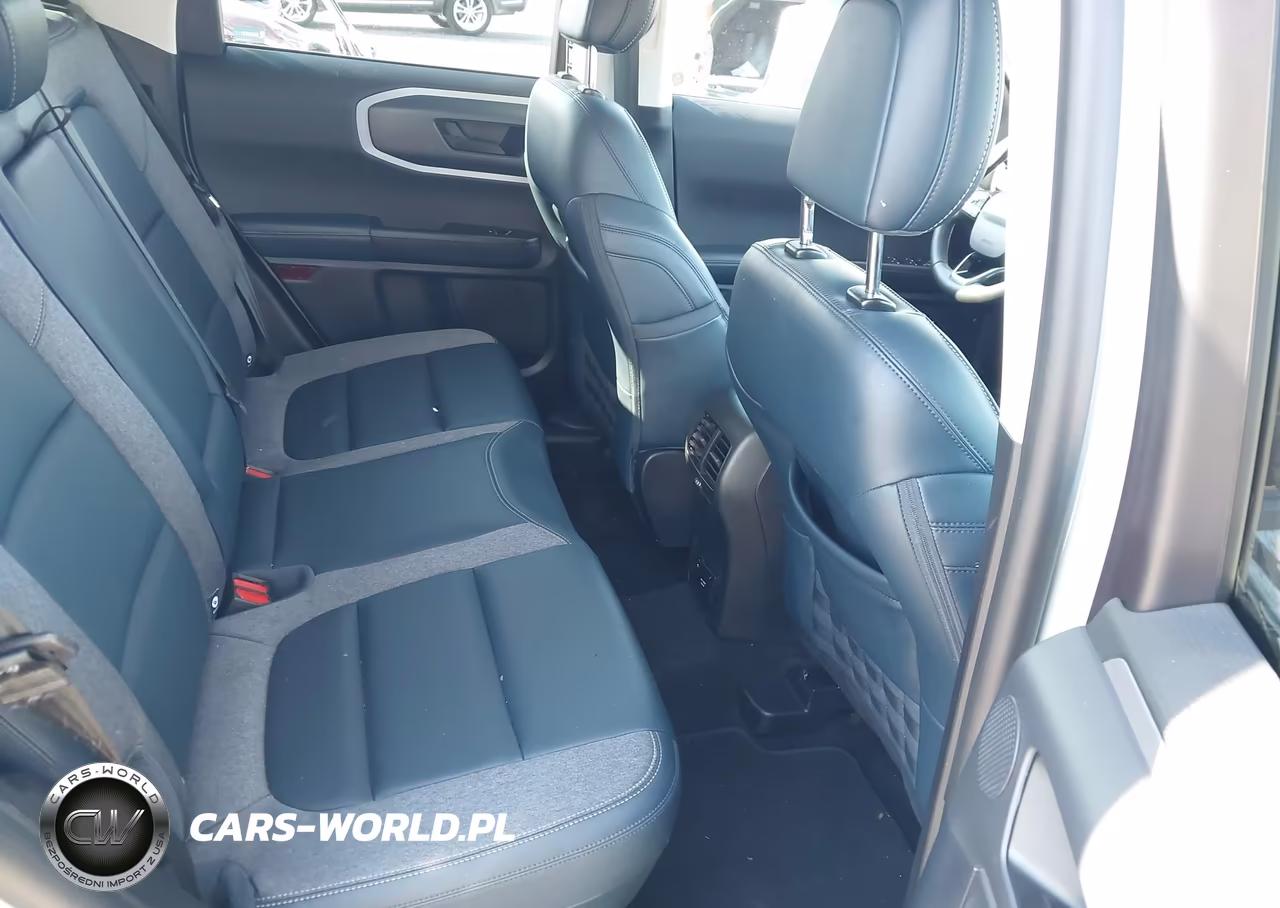 2024 Ford Bronco Sport Outer Banks VIN:3FMCR9C6XRRE02074 - 8
