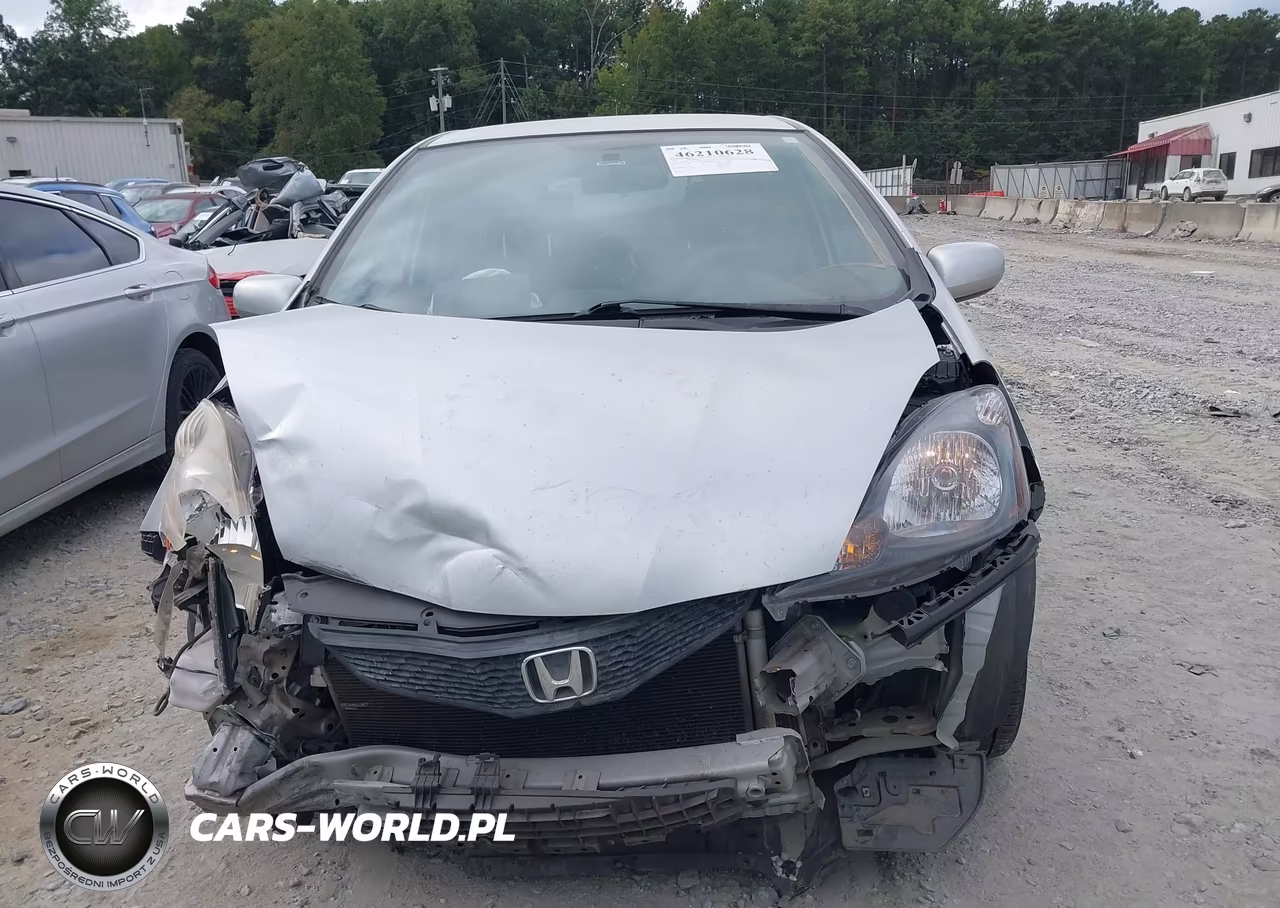 2013 Honda Fit VIN:JHMGE8H34DC080578 - 12