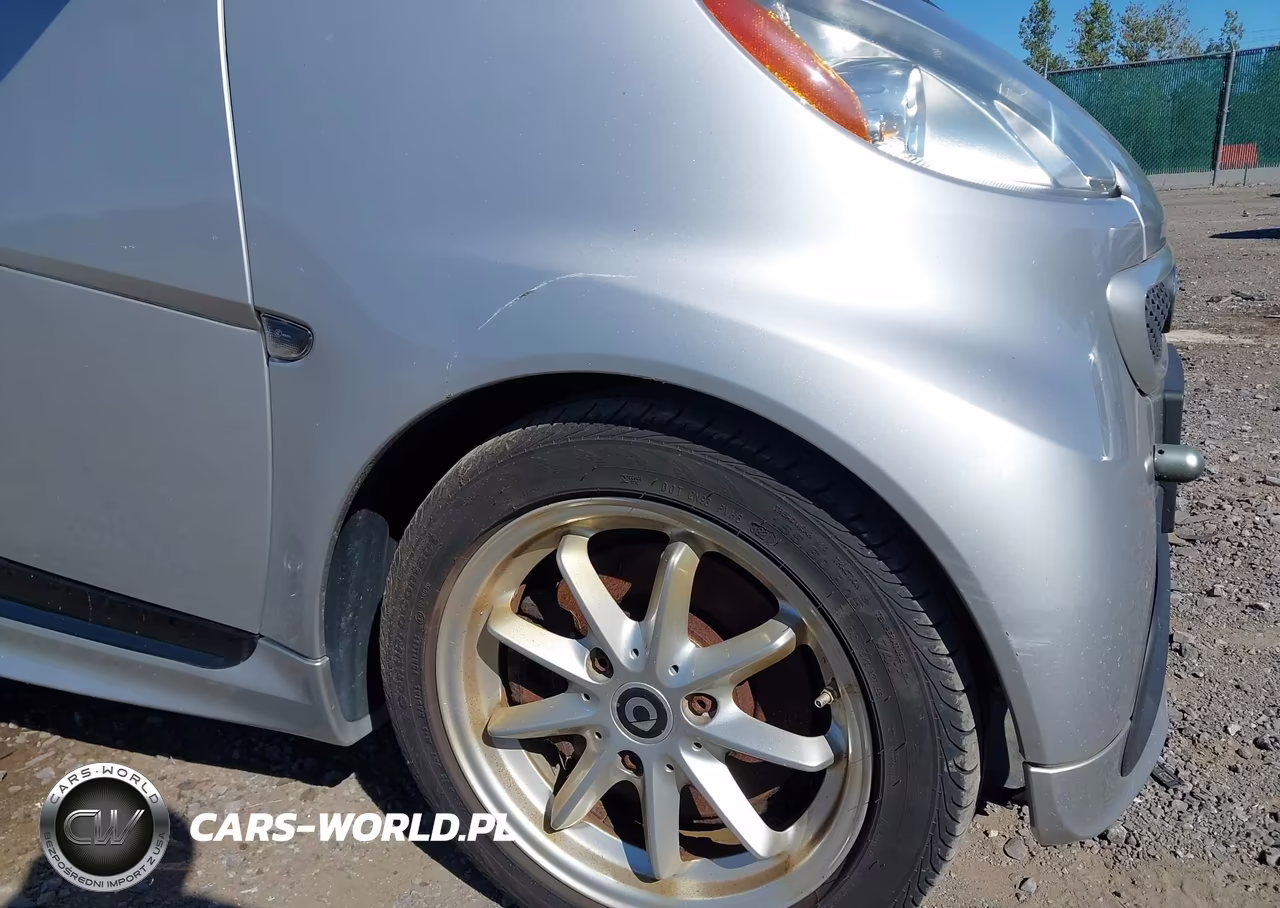 2015 Smart Fortwo Electric Drive Passion VIN:WMEEJ9AA0FK830197 - 6