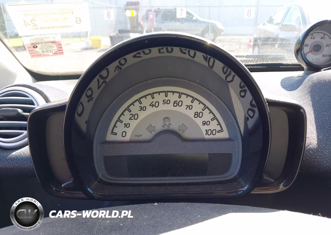 2015 Smart Fortwo Electric Drive Passion VIN:WMEEJ9AA0FK830197 - 7