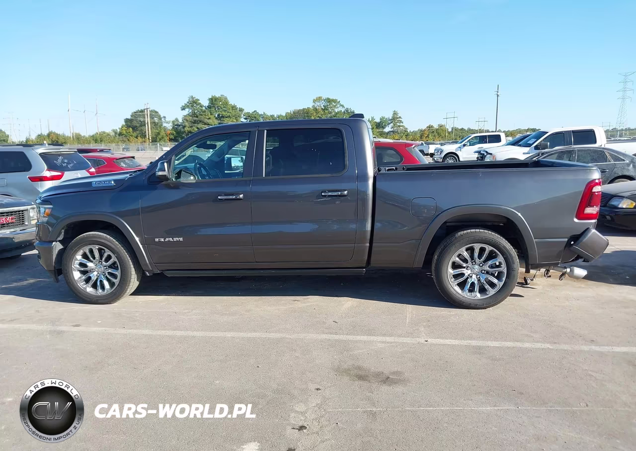 2022 Ram 1500 Laramie VIN:1C6SRFRT3NN133156 - 14