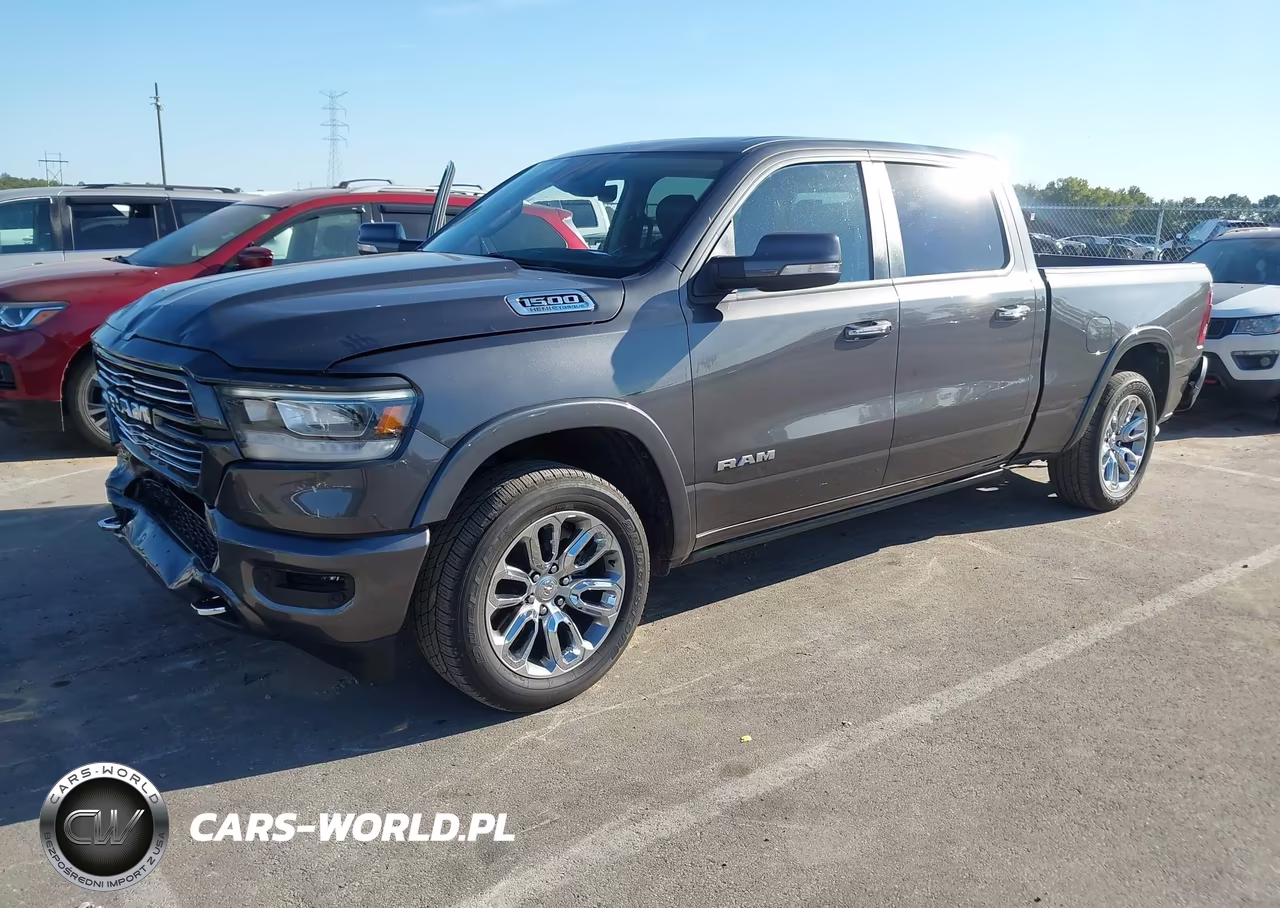 2022 Ram 1500 Laramie VIN:1C6SRFRT3NN133156 - 2