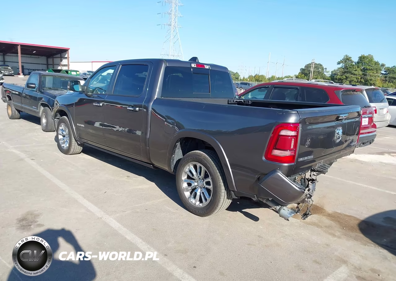 2022 Ram 1500 Laramie VIN:1C6SRFRT3NN133156 - 3