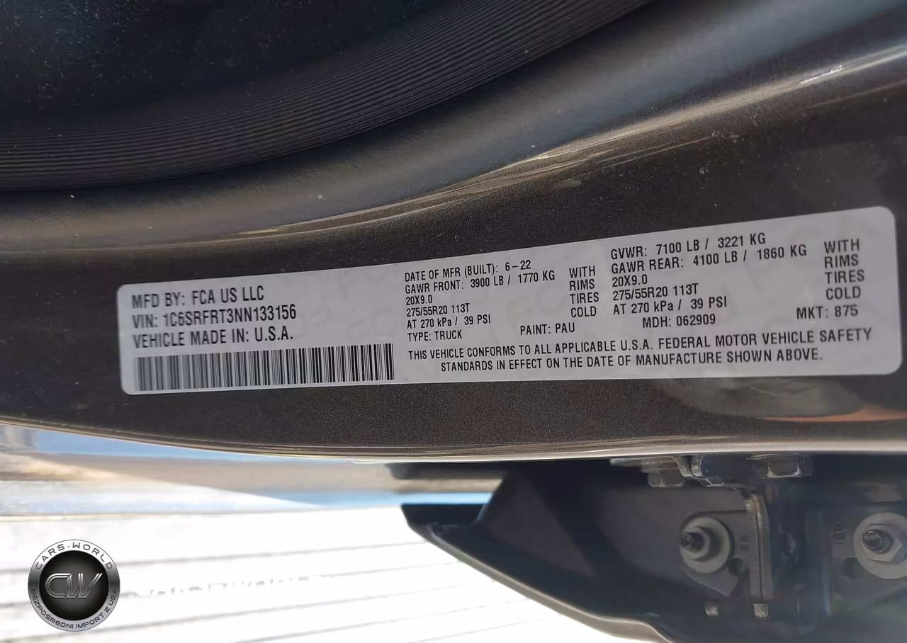 2022 Ram 1500 Laramie VIN:1C6SRFRT3NN133156 - 9