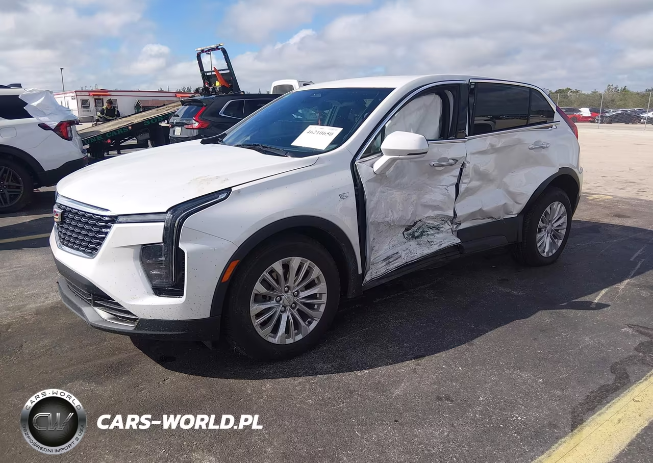 2024 Cadillac Xt4 Fwd Luxury VIN:1GYAZAR45RF136084 - 2