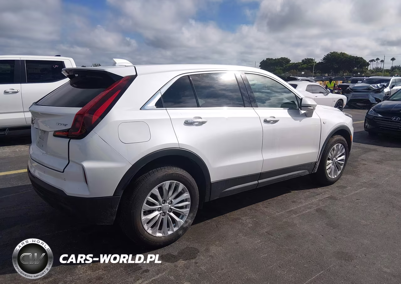 2024 Cadillac Xt4 Fwd Luxury VIN:1GYAZAR45RF136084 - 4