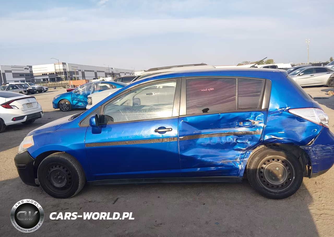 2010 Nissan Versa 1.8S VIN:3N1BC1CP6AL466327 - 14