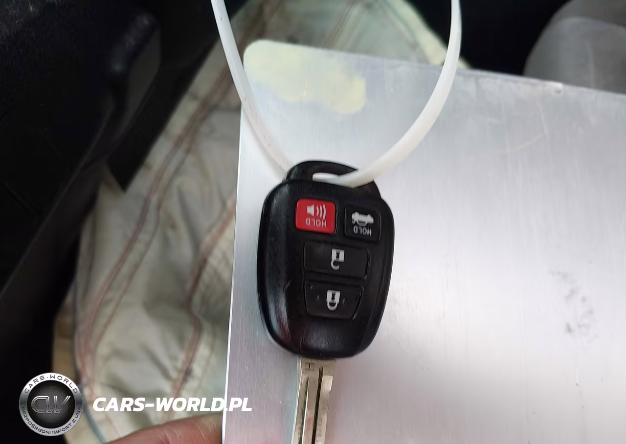 2015 Toyota Corolla Le VIN:2T1BURHE3FC394786 - 11