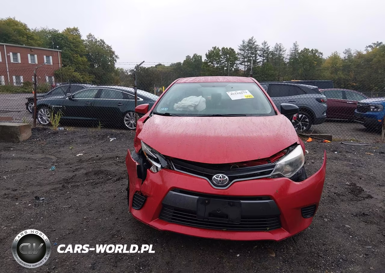 2015 Toyota Corolla Le VIN:2T1BURHE3FC394786 - 12