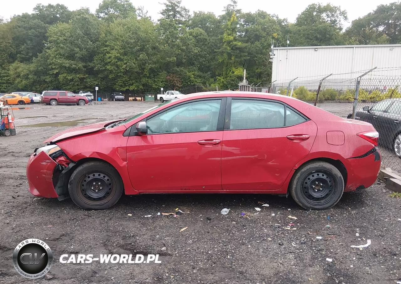 2015 Toyota Corolla Le VIN:2T1BURHE3FC394786 - 14