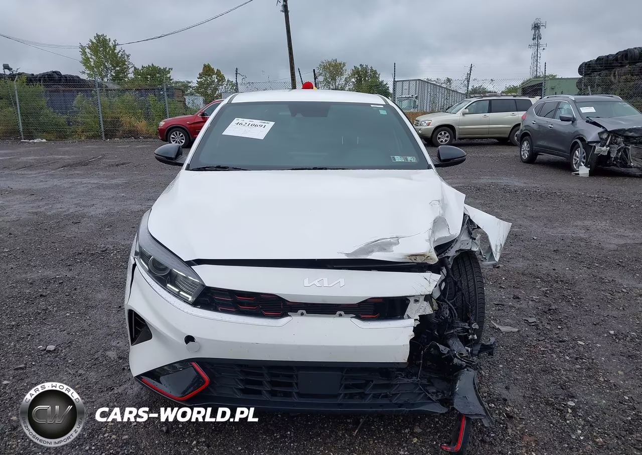 2024 Kia Forte Gt-Line VIN:3KPF54AD6RE733727 - 12